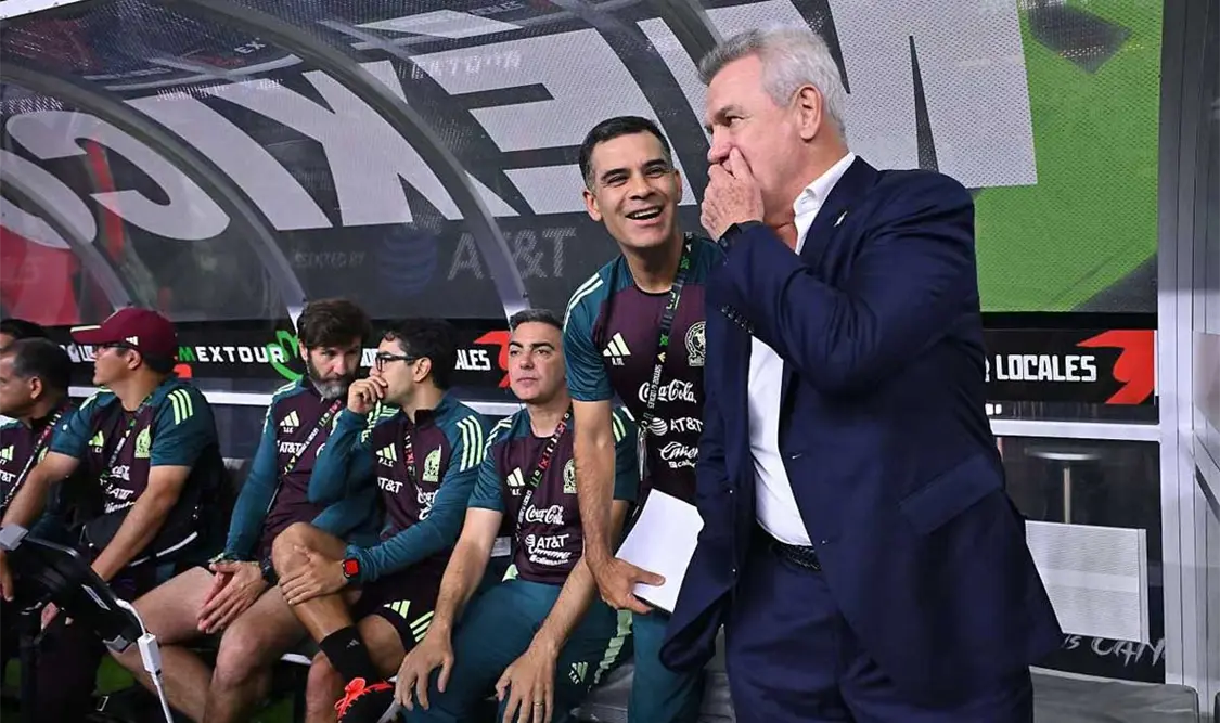 Javier Aguirre enfrenta un serio problema