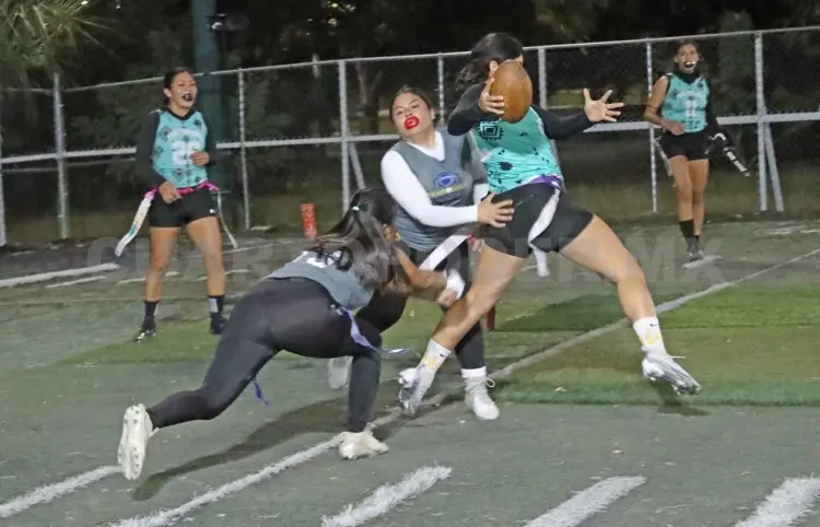 The Tipsies se impone en dramático duelo