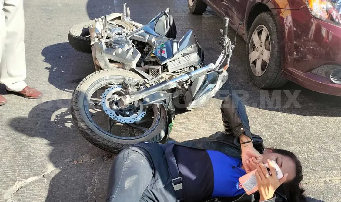 La embisten y resulta con lesiones; fue hospitalizada