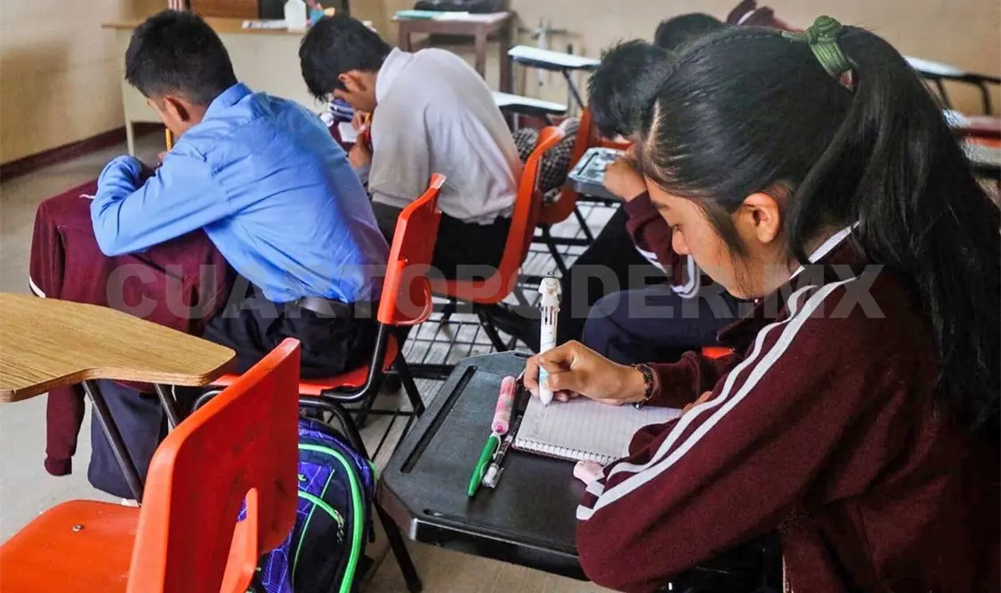 El docente dijo que en las comunidades los maestros deben hacer de todo, por eso deben prepararse. Diego Pérez / CP