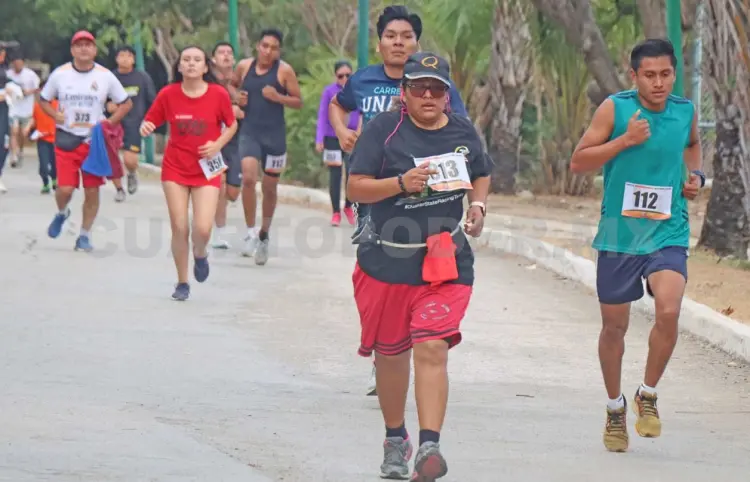 Realizan primera Carrera del Químico
