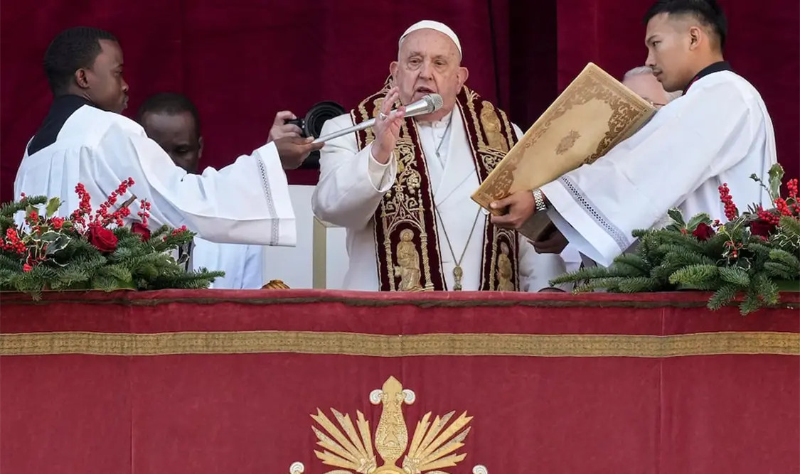 Iglesia italiana abre puertas a sacerdotes homosexuales