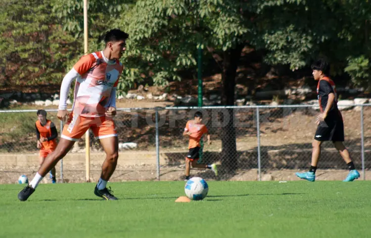 Lechuzas UPGCH intensifica su preparación