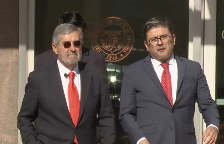 Negocia De la Fuente con el equipo de Trump