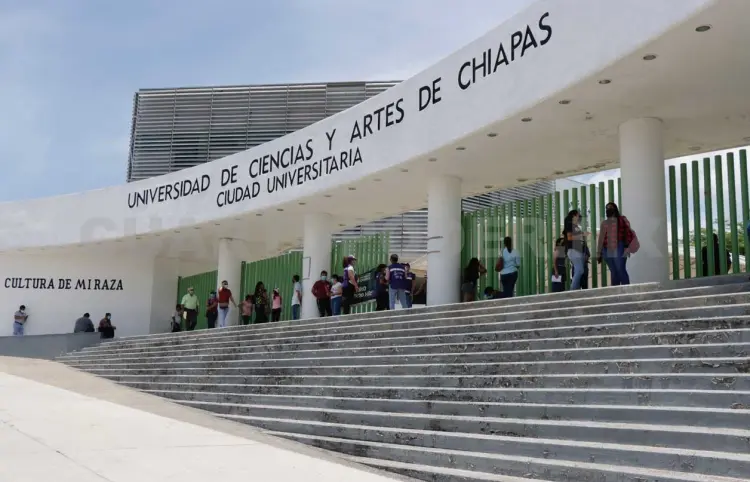 Van nueve por la Rectoría de la Unicach
