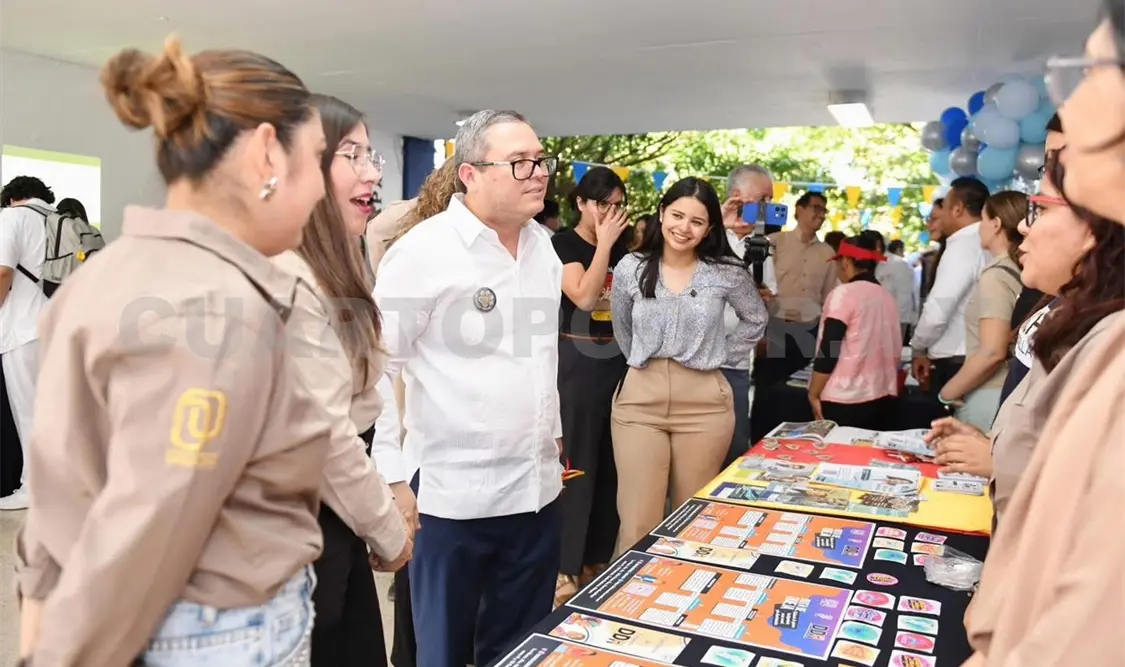 Asiste el rector Oswaldo Chacón al Unach Fest