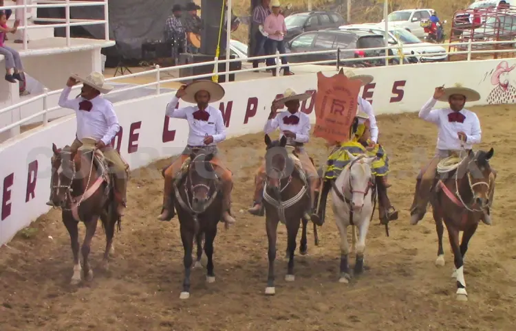 Frailescana R5 arranca como líder en Torneo Homenaje
