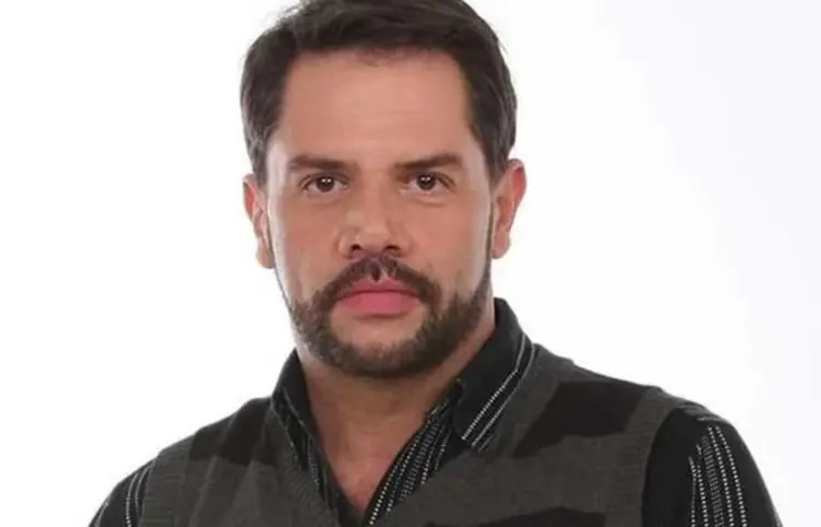Quitan años de prisión a Parra