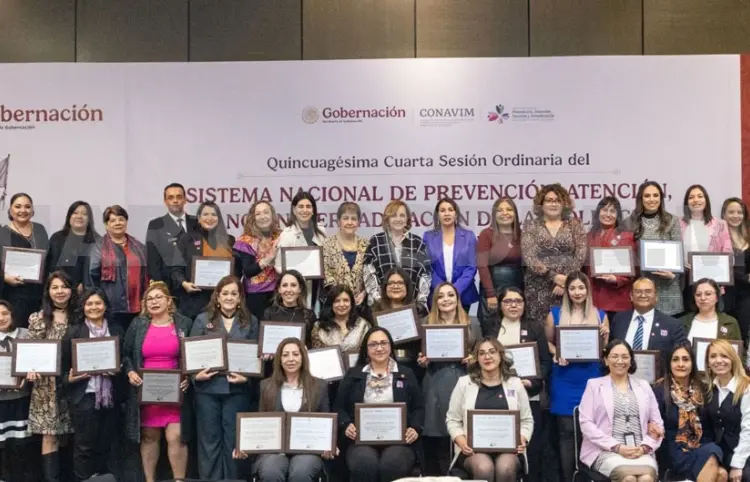 Reconocen a nivel nacional a CJM de la FGE