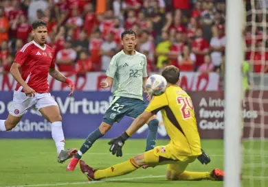 México se impone ante Inter de Porto Alegre