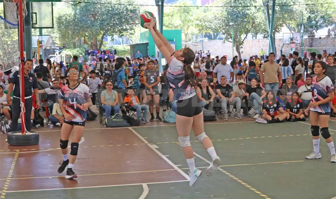 Caña Hueca vibró con la energía de los equipos provenientes de diversos municipios de Chiapas. Carlos López/CP