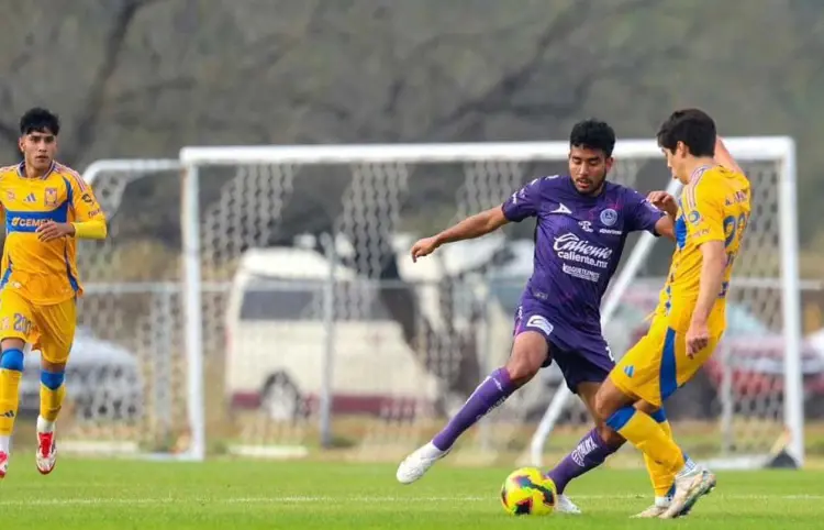 Samuel Espinosa se estrena con Mazatlán FC