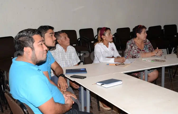 Realizan mesa de trabajo sobre el cambio climático
