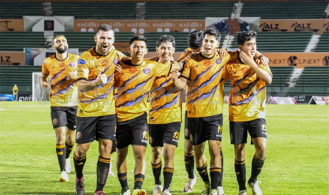 Debut goleador para los Jaguares de Trejo