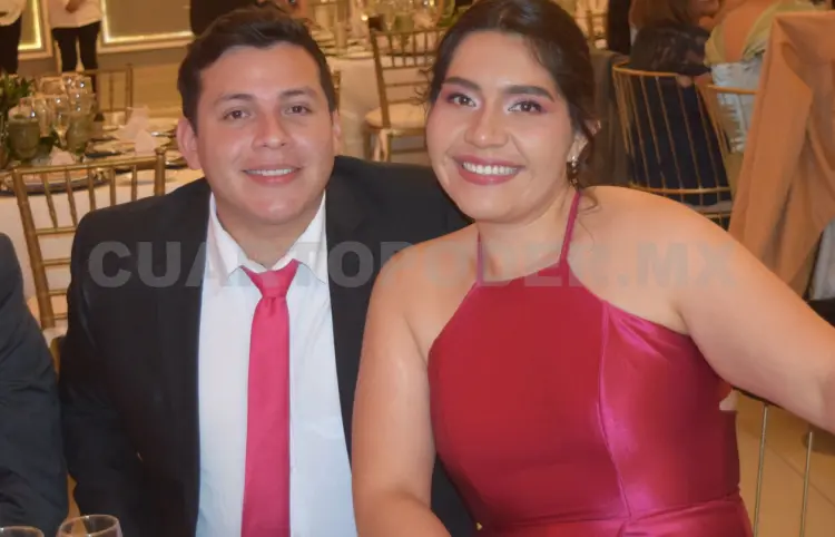 Mágica unión de Karen y Ricardo