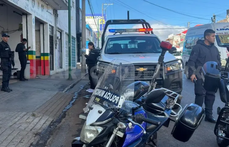Asaltan financiera a plena luz del día