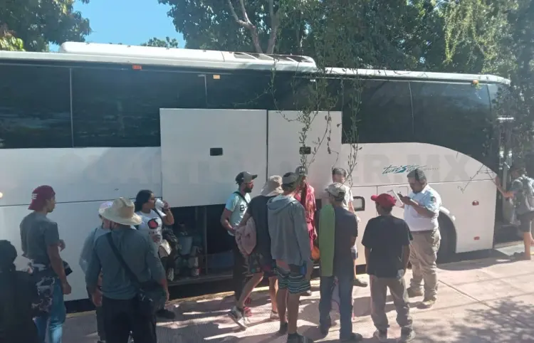 Caravana se empieza a desarticular