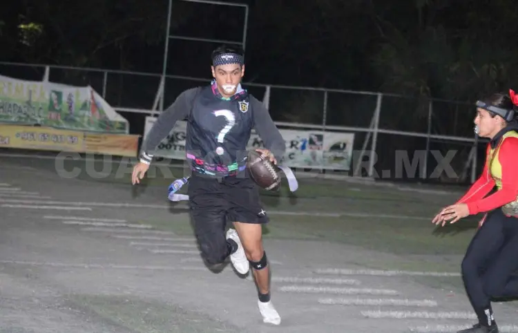 Sin Nombre es el campeón del torneo Mixto A