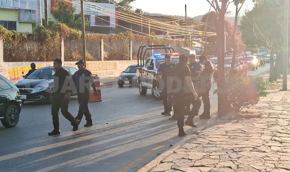 Persecución policiaca salda con un conductor detenido