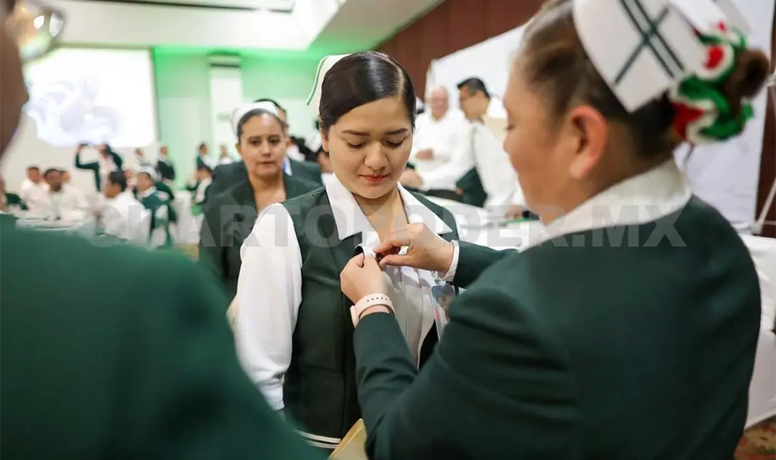 Reconocen a personal de Enfermería por calidad en atención