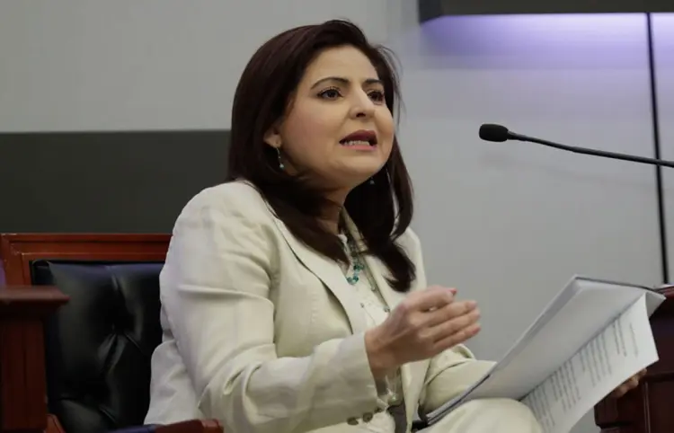 Defiende Mónica Soto que continúe elección judicial