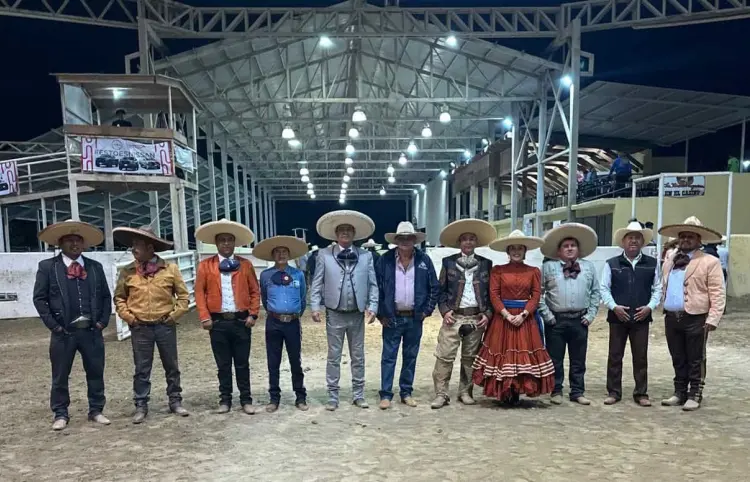 Team Roping arranca con gran respuesta