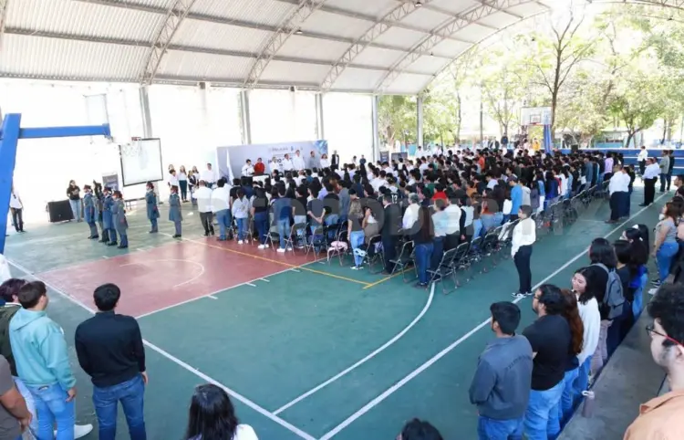 Casi 5 mil alumnos del TecNM inician clases
