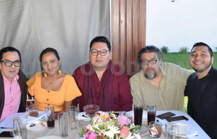 Tradicional festejo de Cuarto Poder