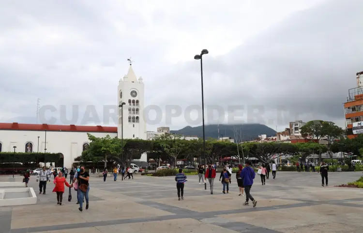 Frente frío 25 refrescará el fin de semana