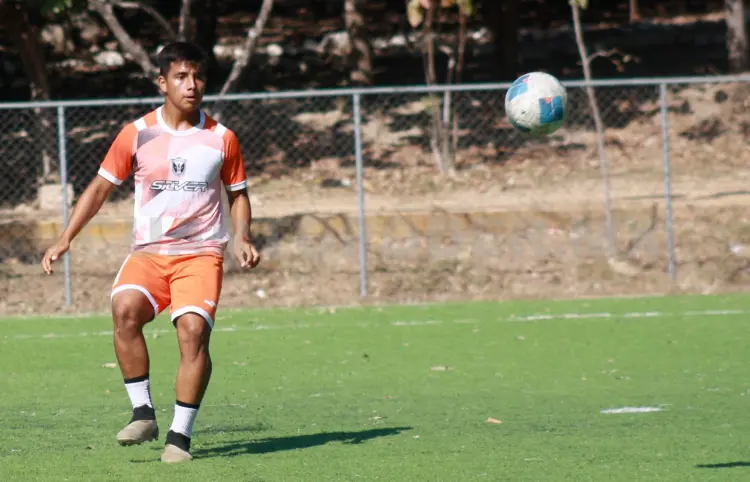Derbi estudiantil en el Flor del Sospó