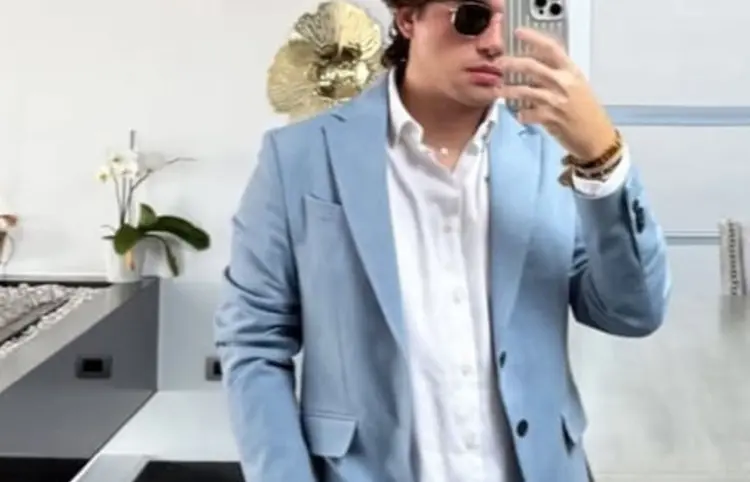 Hermano de "Fofo" se disculpa por seña