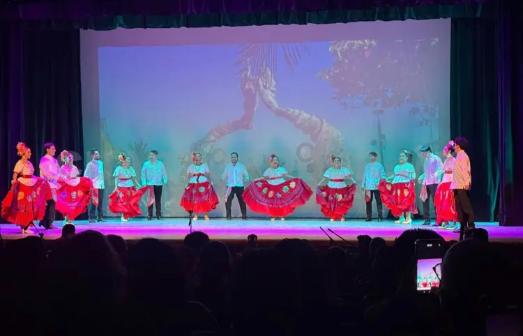 Conjunto Magisterial presenta gala