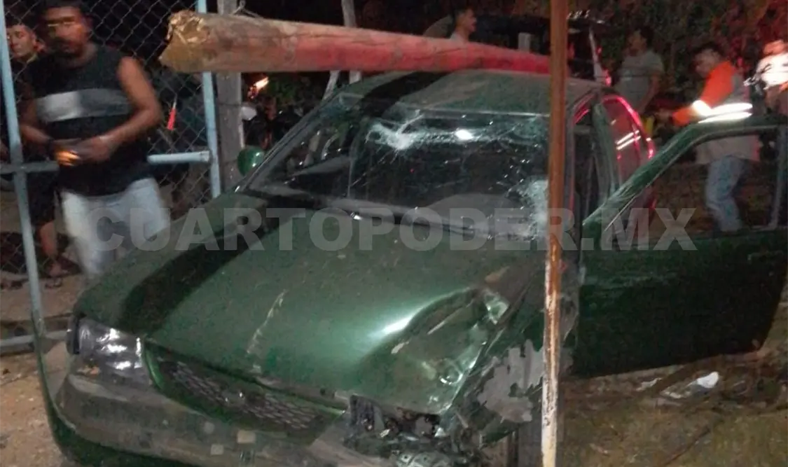 Carreterazo: dos decesos y tres heridos, el saldo