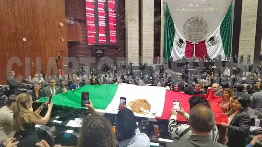 Legisladores de oposición piden renuncia de Rocha