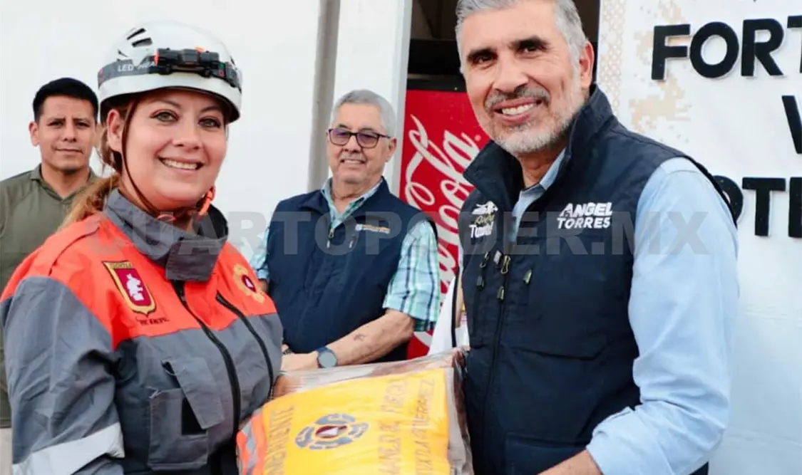 El munícipe tuxtleco elogió el trabajo del personal de PC Municipal. Cortesía