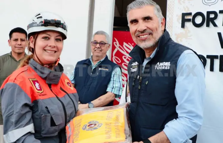 Anuncia Torres mejora salarial a personal de PC