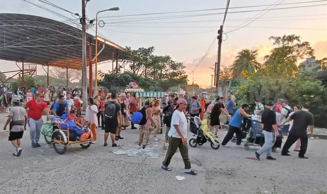 Los migrantes partieron de Mapastepec y lograron llegar a Pijijiapan. Víctor Sánchez/CP