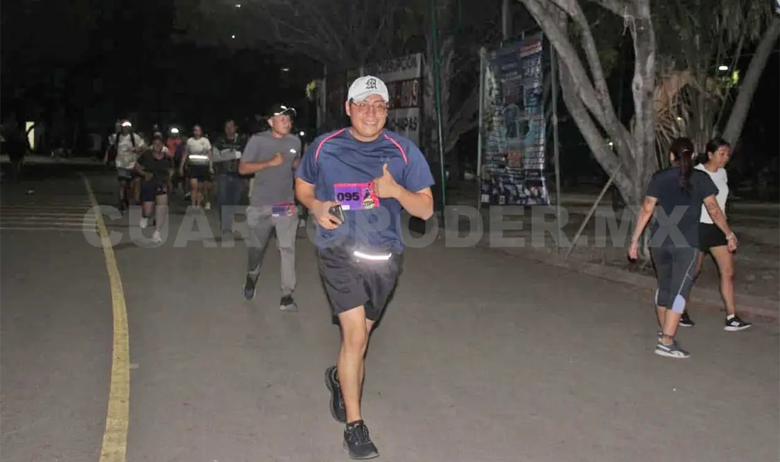 Los participantes disfrutaron un evento diferente, en el que el uniforme escolar fue parte esencial de la temática. Alan Pola/CP