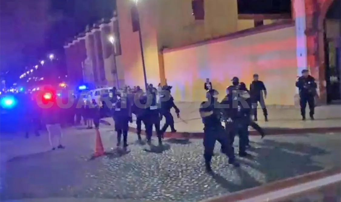 Desalojan a vendedores ambulantes del centro