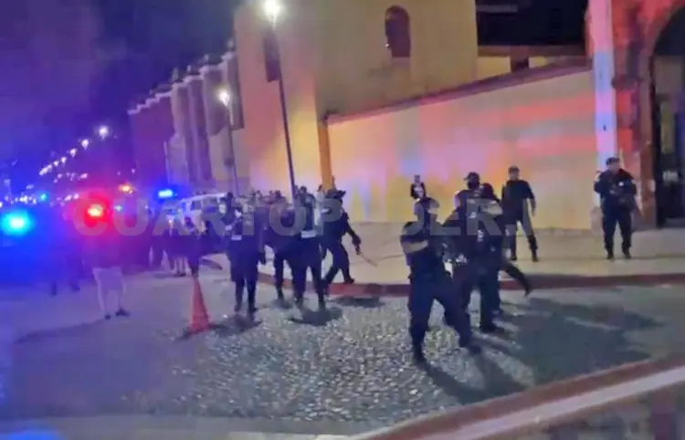 Desalojan a vendedores ambulantes del centro