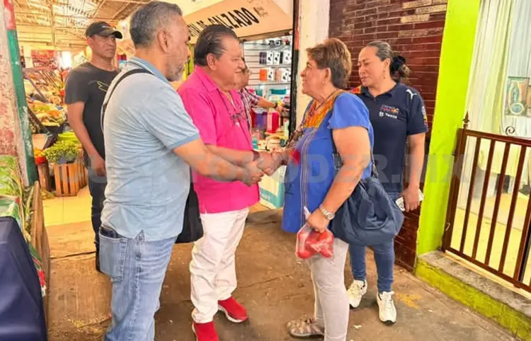 Buscan mejorar los espacios en el mercado San Juan