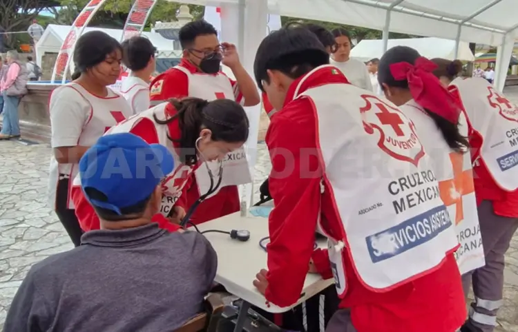 Cruz Roja brinda apoyo a comitecos