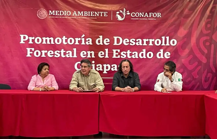 Toma de Posesión Carlos Morales como Promotor de Desarrollo Forestal en el Estado de la Comisión Nacional Forestal