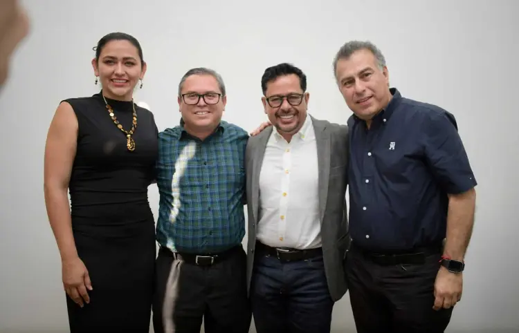 Recibe diputado Mario Guillén Guillén, anteproyecto de Ley de Consulta Popular de Chiapas