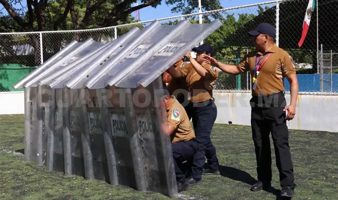 Capacitan al personal de seguridad e instructores