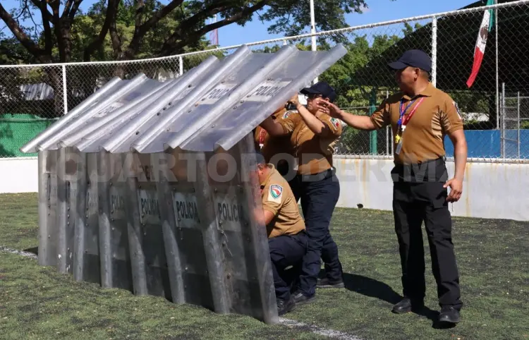 Capacitan al personal de seguridad e instructores