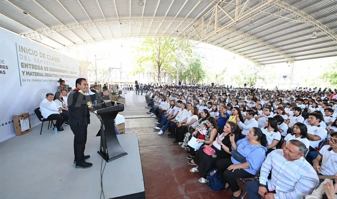 ERA reitera compromiso con el desarrollo educativo