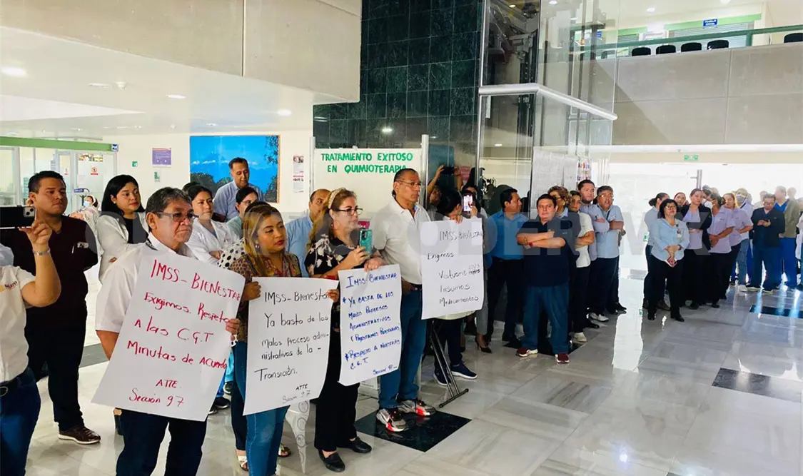 Protestan contra el IMSS Bienestar en Ciudad Salud