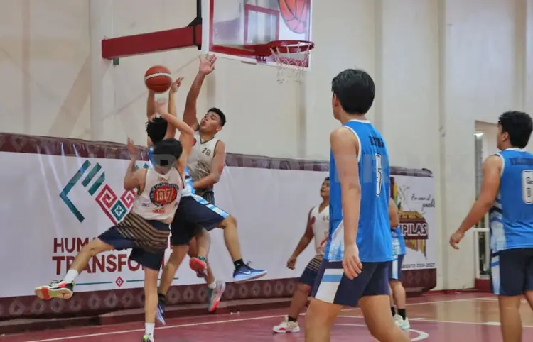 Brillan quintetas de Alecam, Junior y Pumas