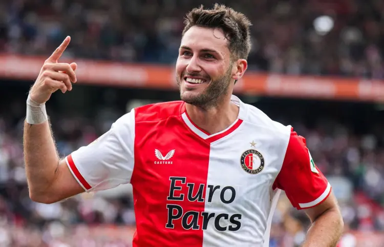 Santiago Giménez se despide del Feyenoord